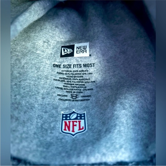 EUC New Era Dallas Cowboys beanie hat. Worn once. - Picture 2 of 3